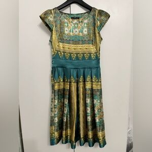 Elegant Green and Gold Patterned Dress